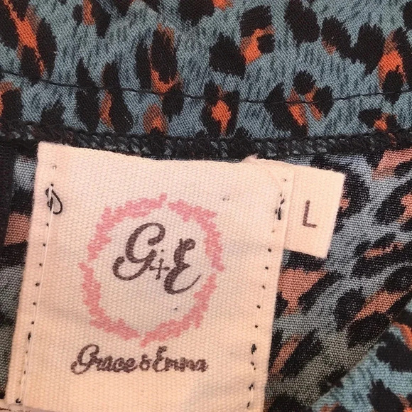 Grace & Emma Leopard Print Double Bell Sleeve Top - Picture 7 of 11